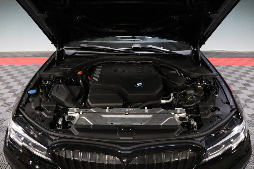 Photo 82 of this BMW 330I