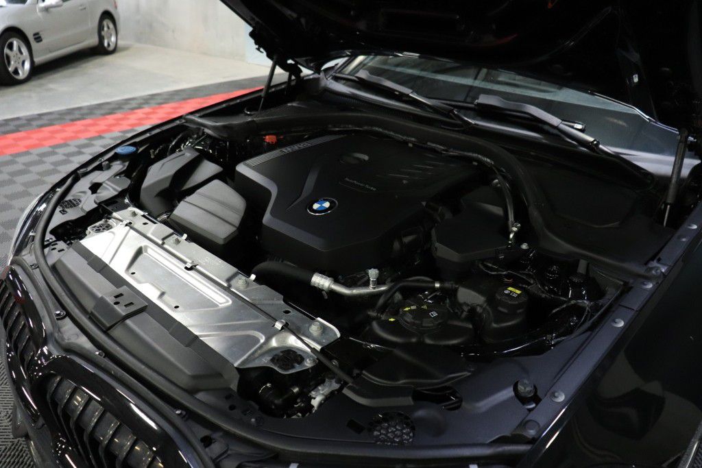 Photo 83 of this BMW 330I