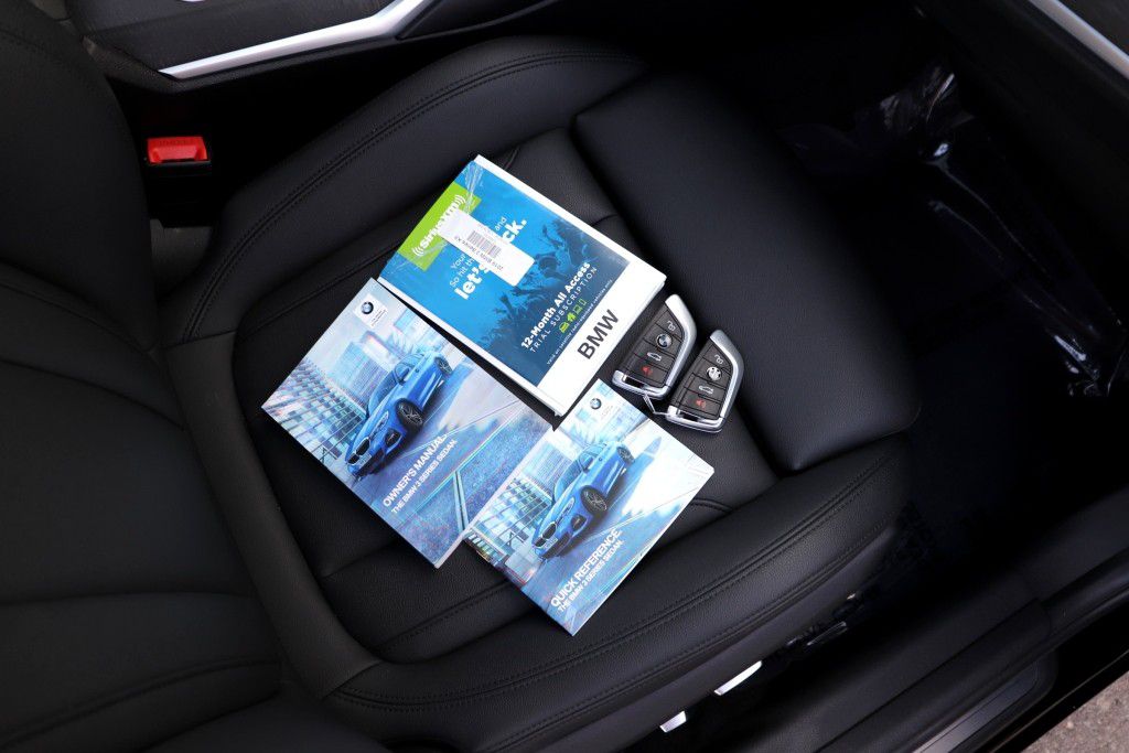 Photo 89 of this BMW 330I