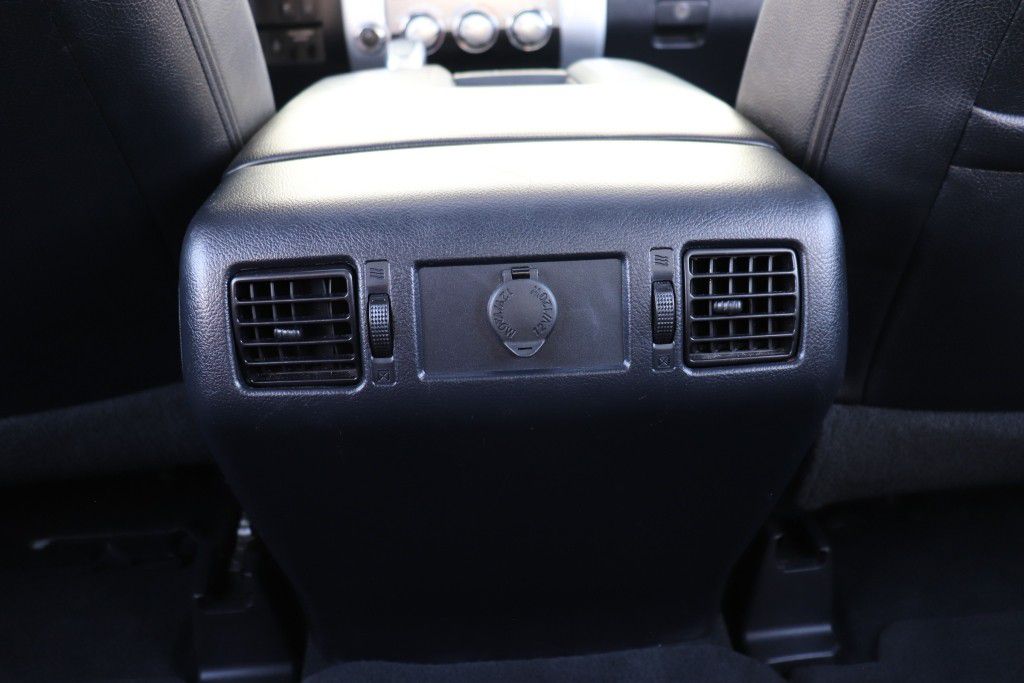 Photo 63 of this TOYOTA TUNDRA TRD PRO