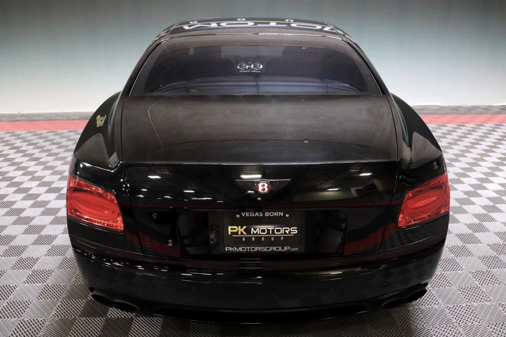 Photo 7 of this BENTLEY FLYING SPUR