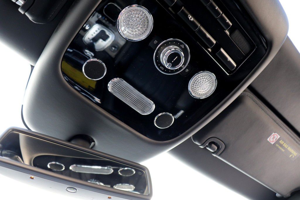 Photo 59 of this BENTLEY FLYING SPUR