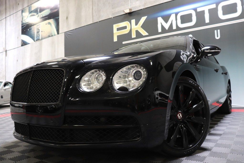 Photo 77 of this BENTLEY FLYING SPUR