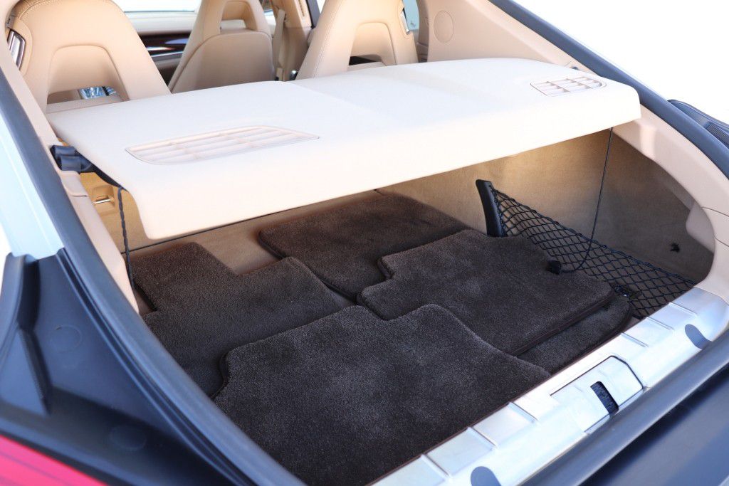 Photo 23 of this PORSCHE PANAMERA