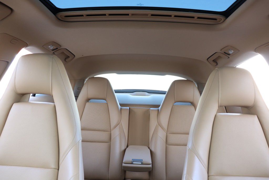 Photo 65 of this PORSCHE PANAMERA
