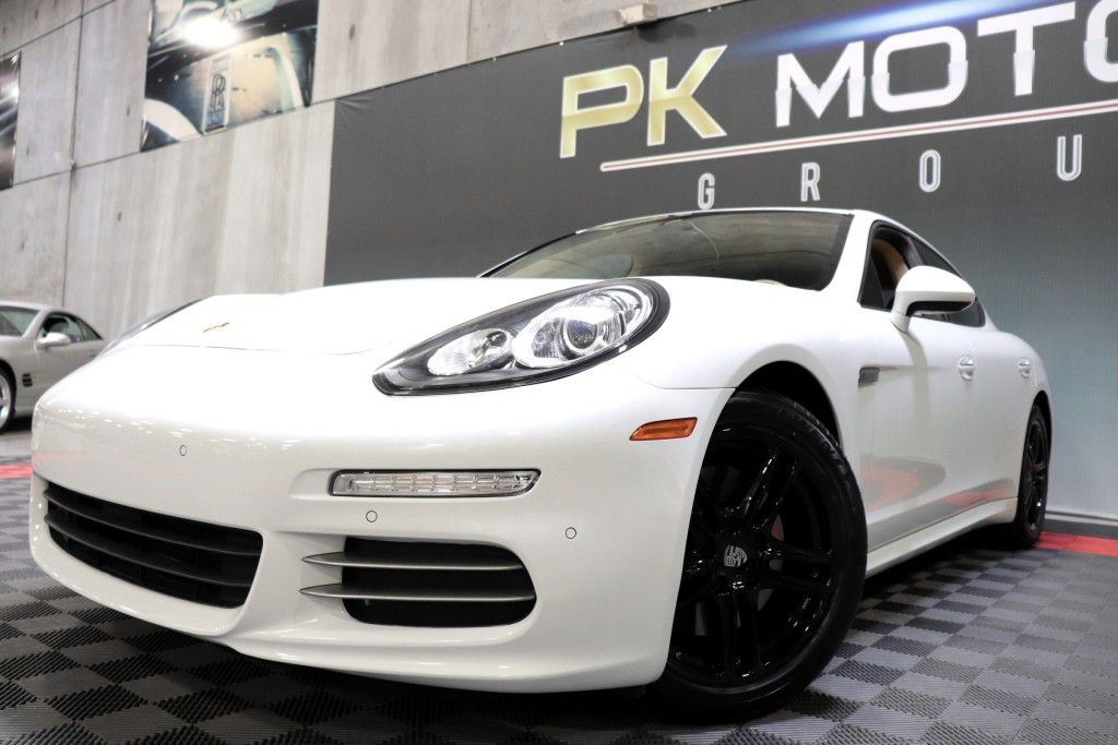 Photo 75 of this PORSCHE PANAMERA