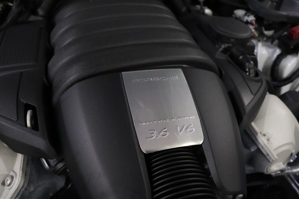 Photo 92 of this PORSCHE PANAMERA