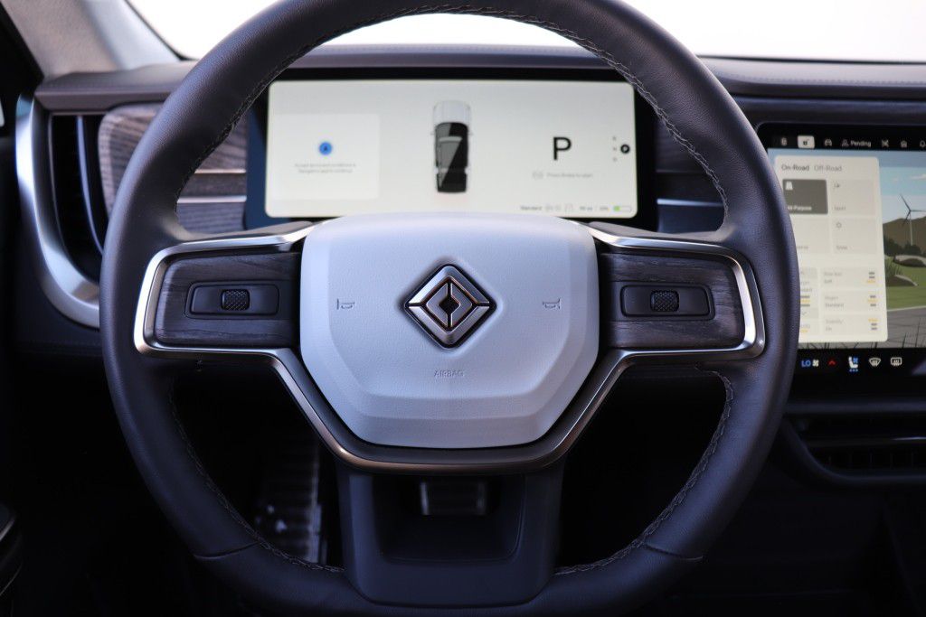 Photo 41 of this RIVIAN R1S ADVENTURE