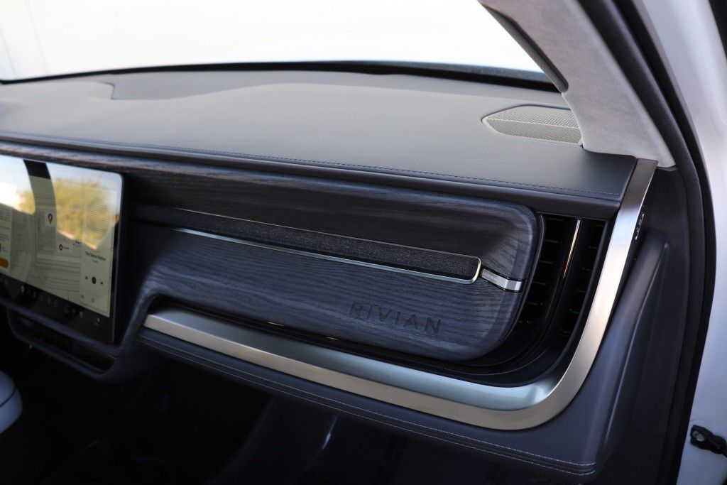 Photo 52 of this RIVIAN R1S ADVENTURE