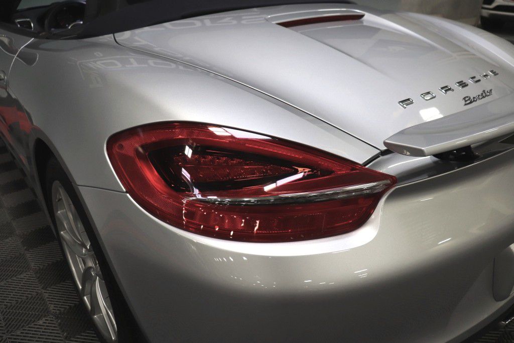 Photo 7 of this PORSCHE BOXSTER