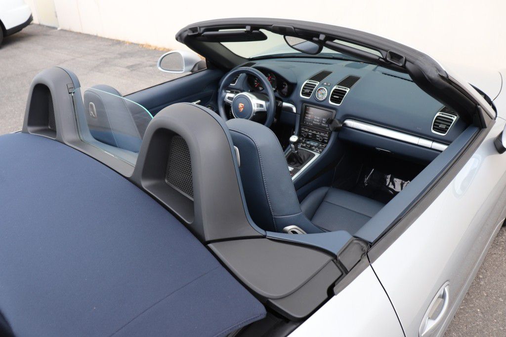 Photo 21 of this PORSCHE BOXSTER