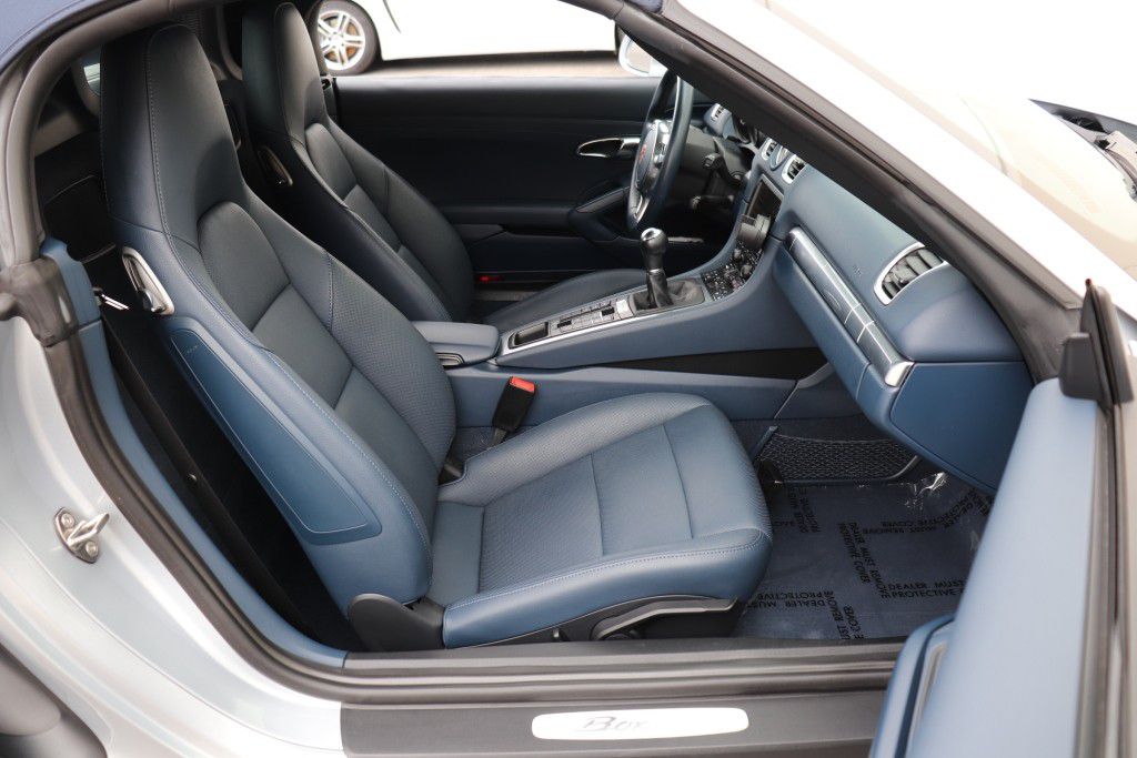 Photo 35 of this PORSCHE BOXSTER
