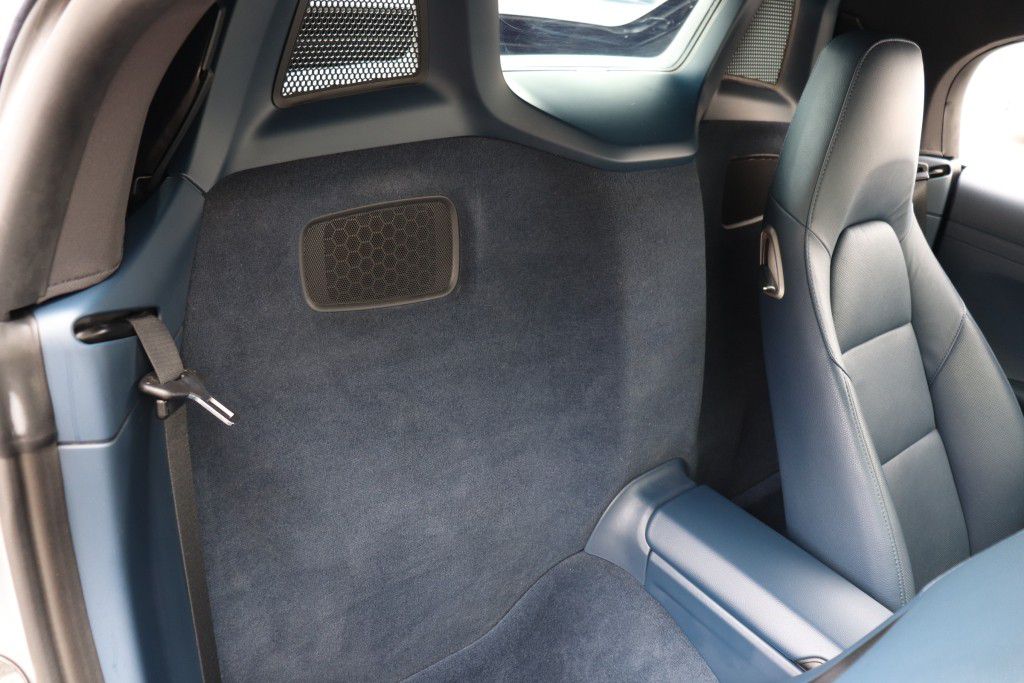 Photo 39 of this PORSCHE BOXSTER