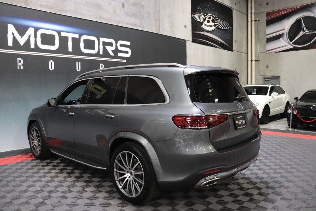 Photo 4 of this MERCEDES-BENZ GLS 580 4MATIC