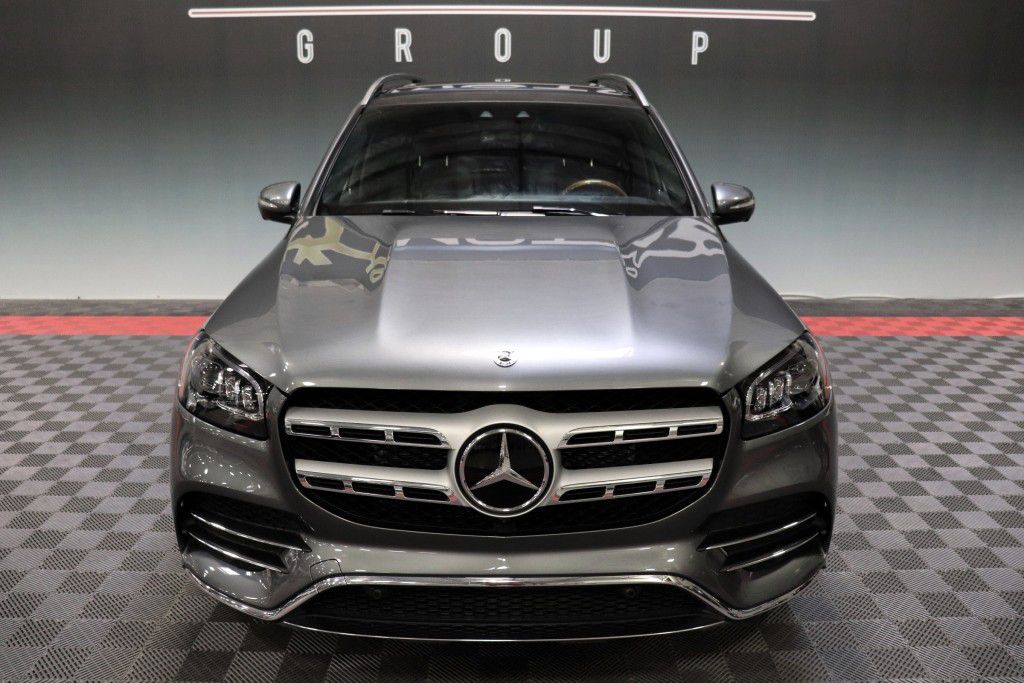 Photo 12 of this MERCEDES-BENZ GLS 580 4MATIC