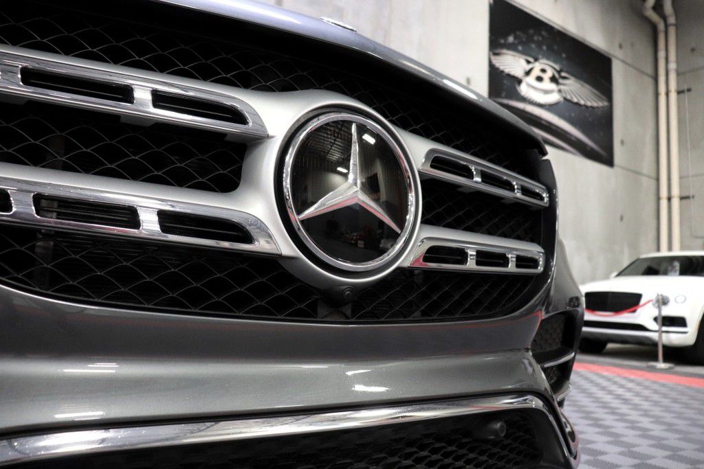 Photo 14 of this MERCEDES-BENZ GLS 580 4MATIC