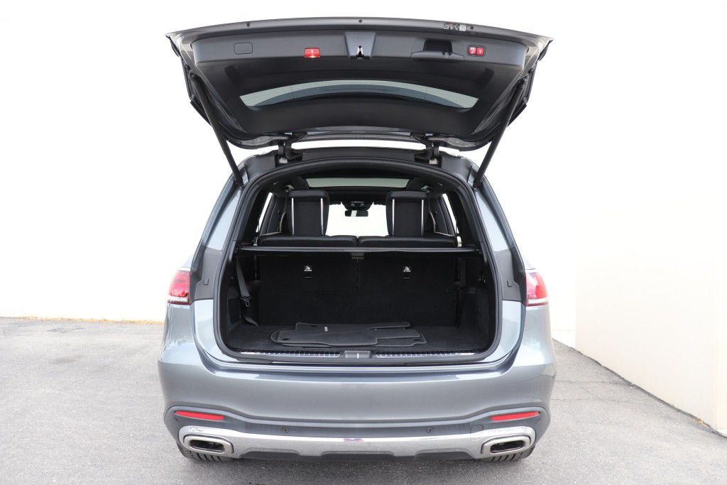 Photo 24 of this MERCEDES-BENZ GLS 580 4MATIC