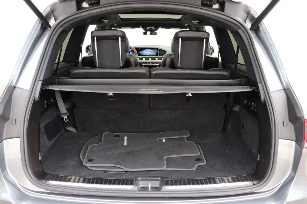 Photo 26 of this MERCEDES-BENZ GLS 580 4MATIC