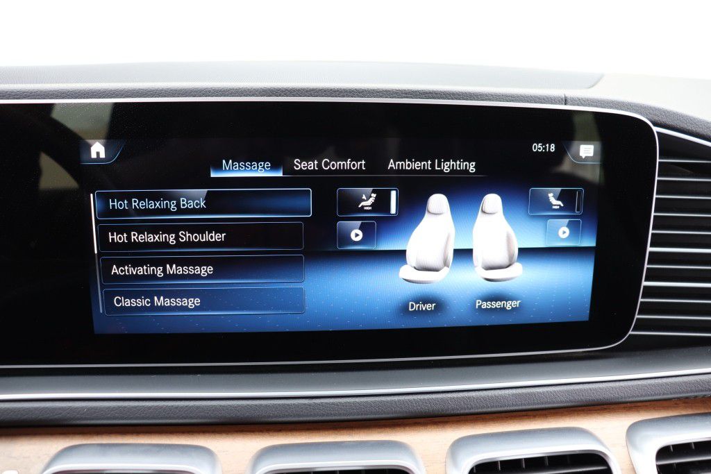 Photo 54 of this MERCEDES-BENZ GLS 580 4MATIC