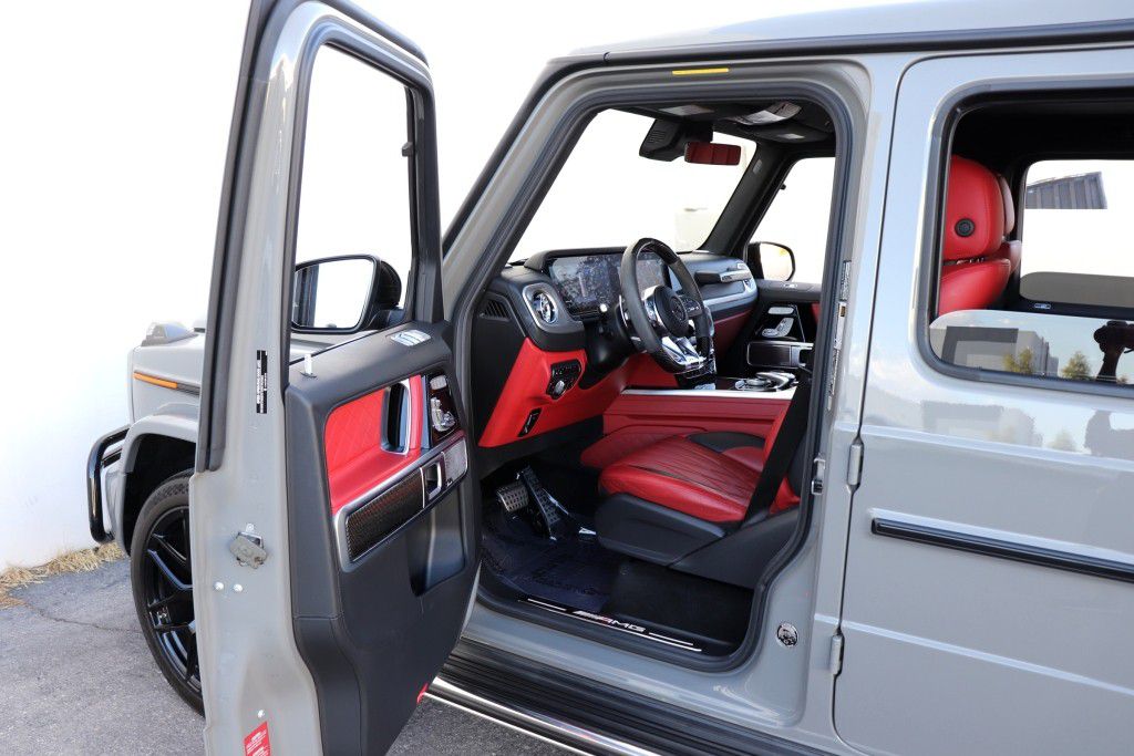 Photo 2 of this MERCEDES-BENZ G-CLASS G63 AMG