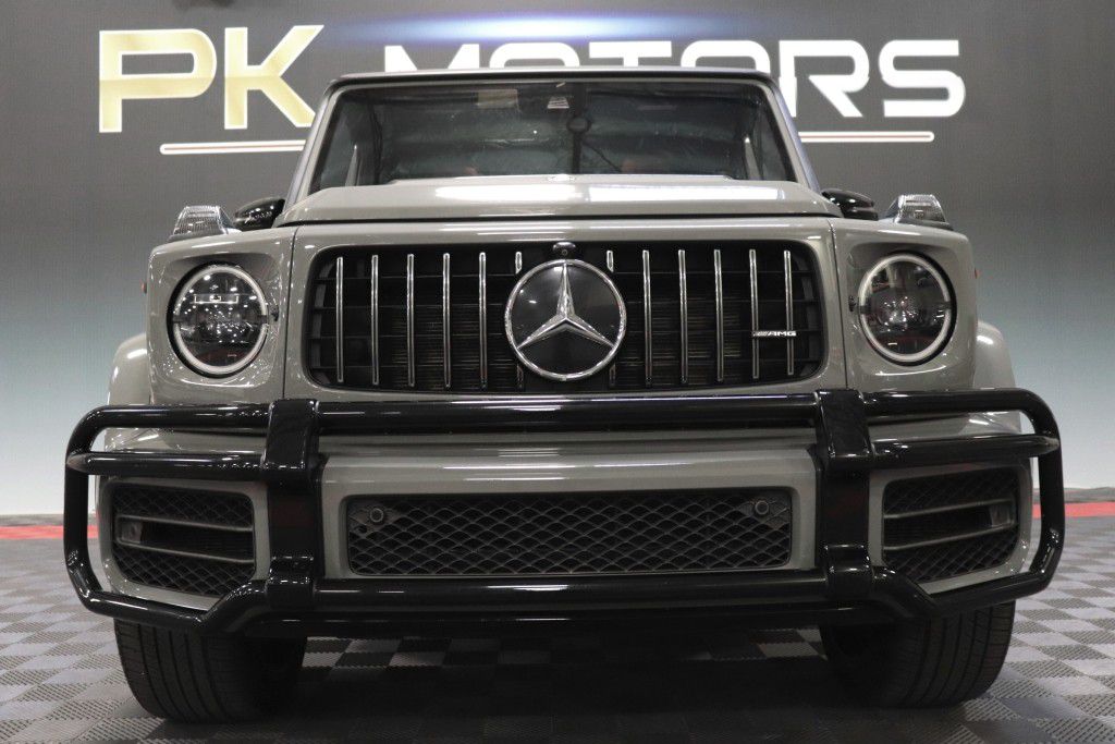 Photo 13 of this MERCEDES-BENZ G-CLASS G63 AMG