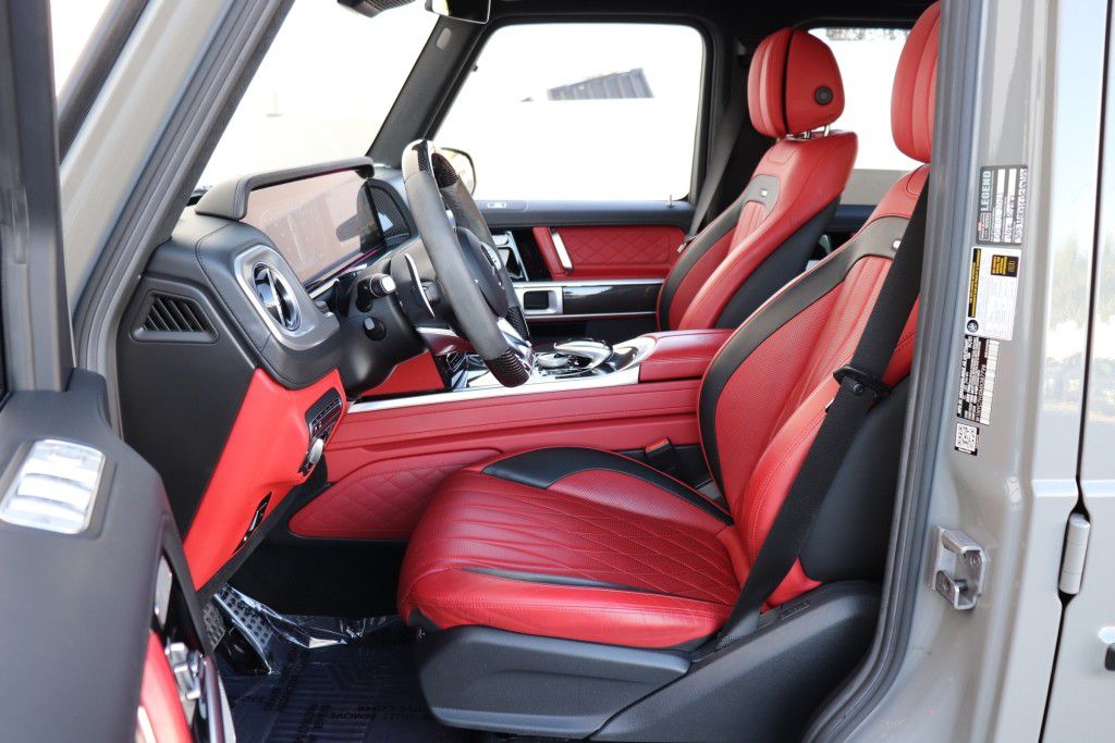 Photo 18 of this MERCEDES-BENZ G-CLASS G63 AMG