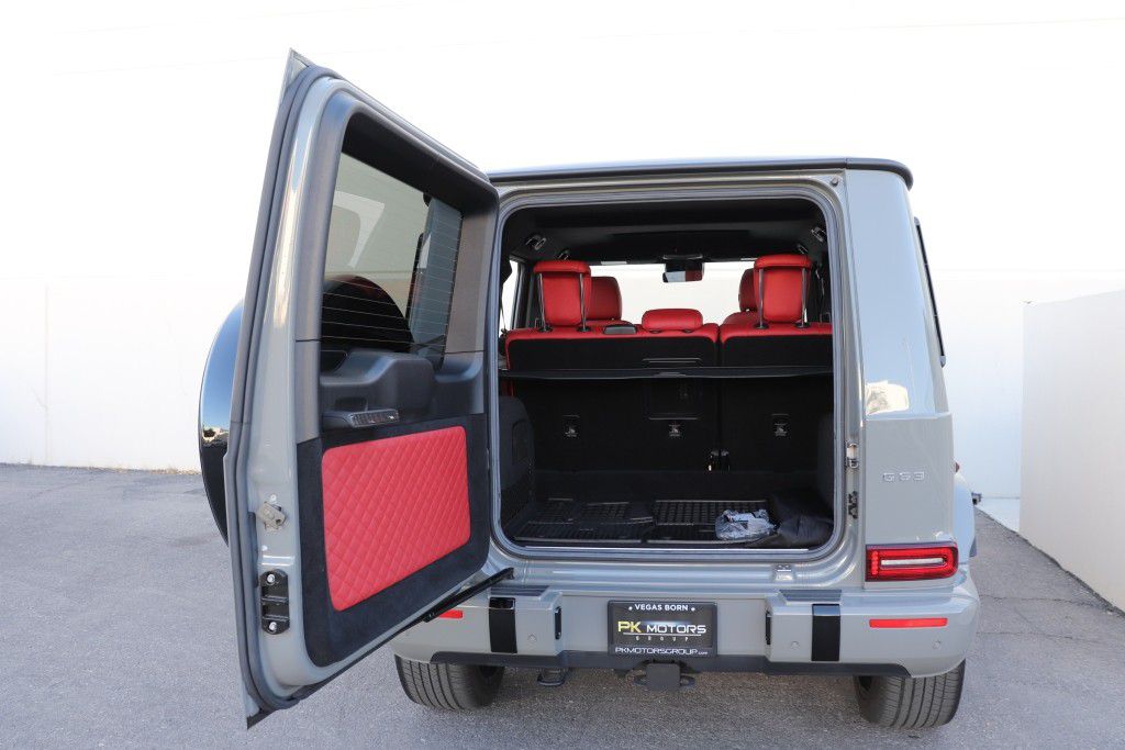 Photo 23 of this MERCEDES-BENZ G-CLASS G63 AMG