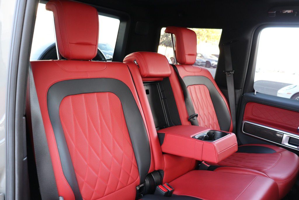 Photo 30 of this MERCEDES-BENZ G-CLASS G63 AMG