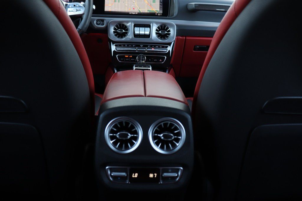 Photo 70 of this MERCEDES-BENZ G-CLASS G63 AMG