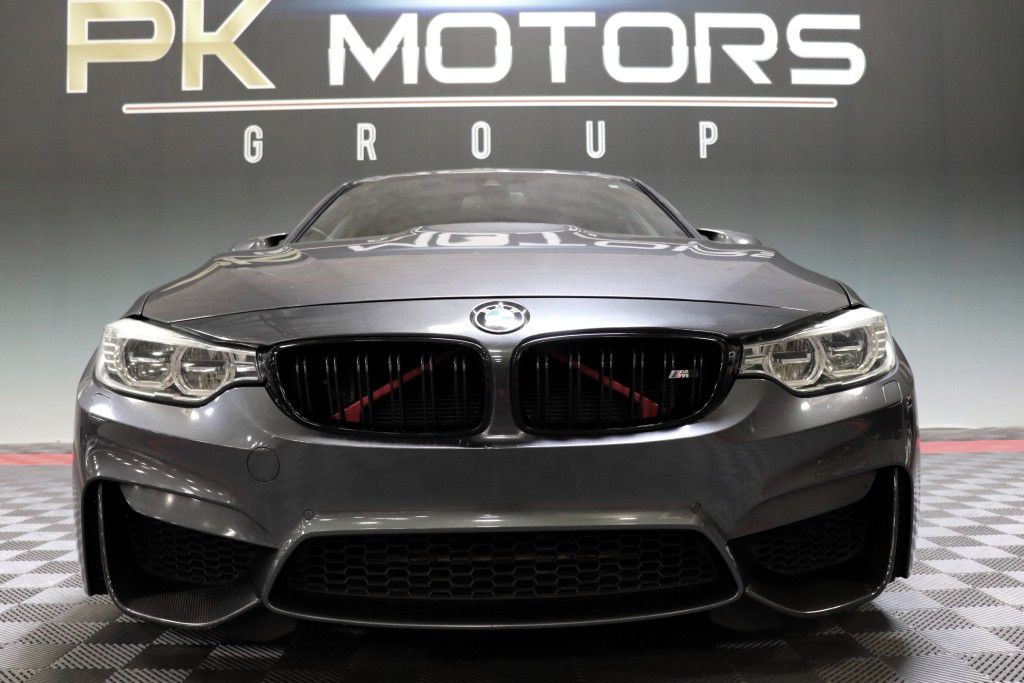 Photo 13 of this BMW M3 COUPE
