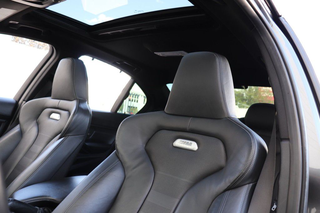 Photo 62 of this BMW M3 COUPE