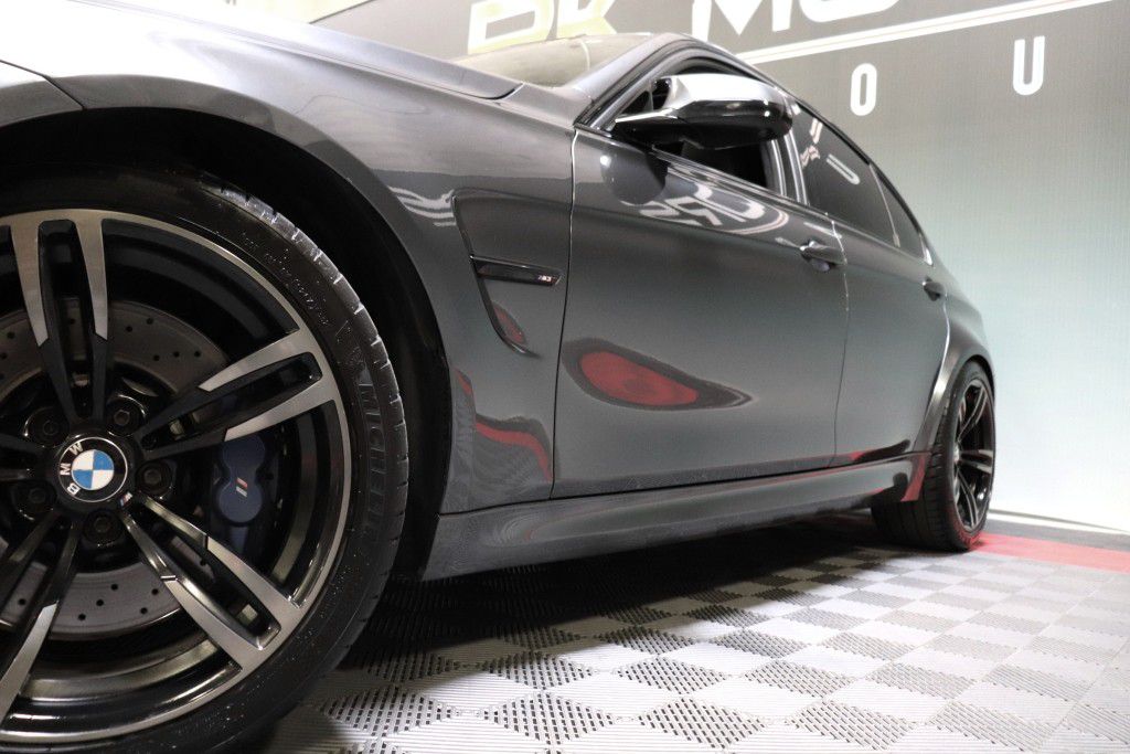 Photo 69 of this BMW M3 COUPE