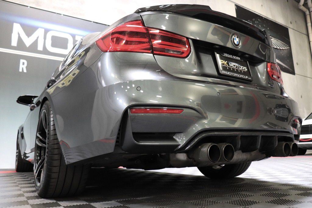 Photo 72 of this BMW M3 COUPE