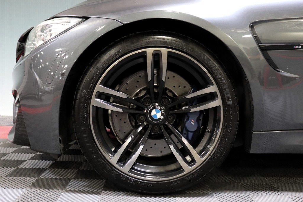 Photo 74 of this BMW M3 COUPE