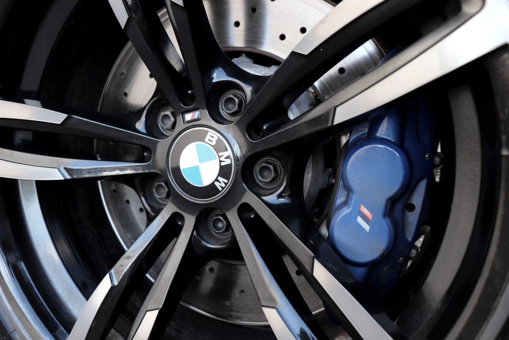 Photo 84 of this BMW M3 COUPE