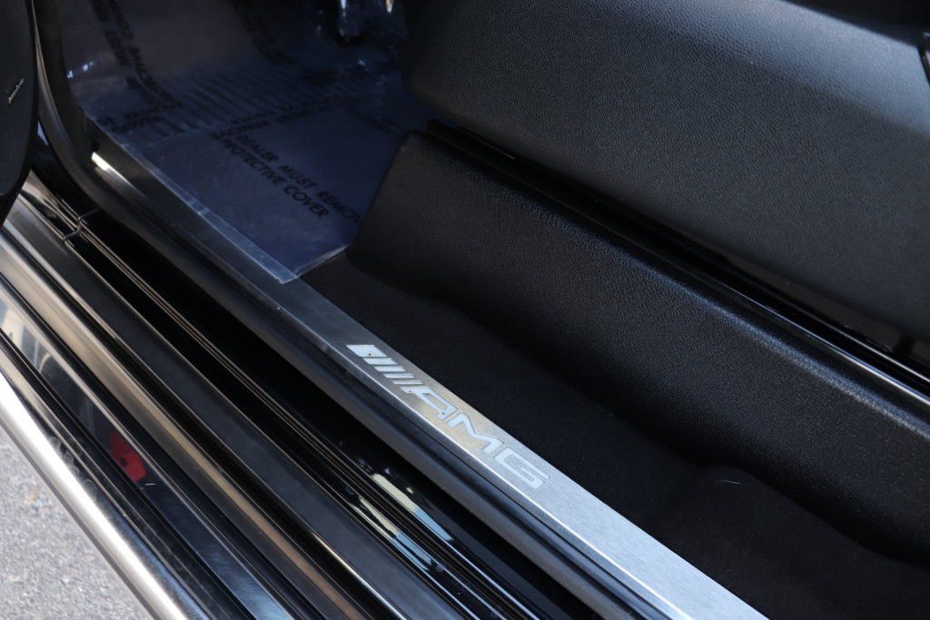Photo 16 of this MERCEDES-BENZ G-CLASS G63 AMG