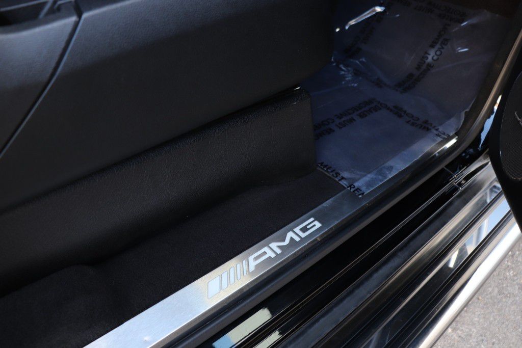 Photo 30 of this MERCEDES-BENZ G-CLASS G63 AMG