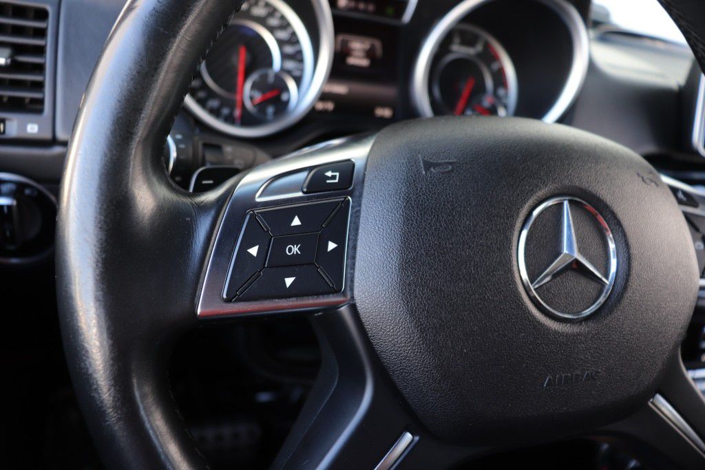 Photo 37 of this MERCEDES-BENZ G-CLASS G63 AMG