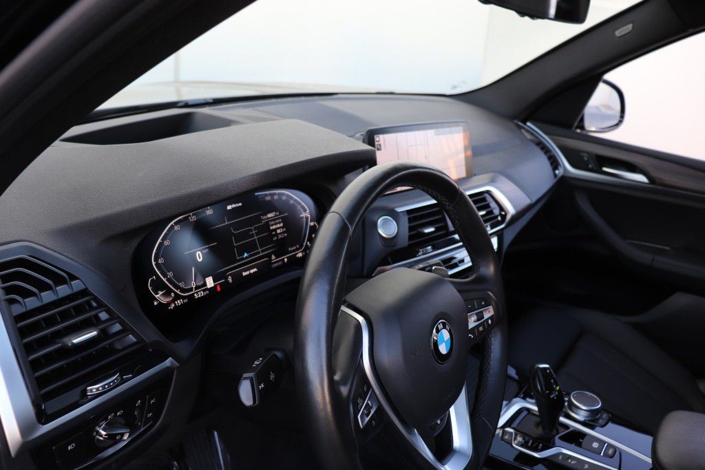 Photo 53 of this BMW X3 XDRIVE30E