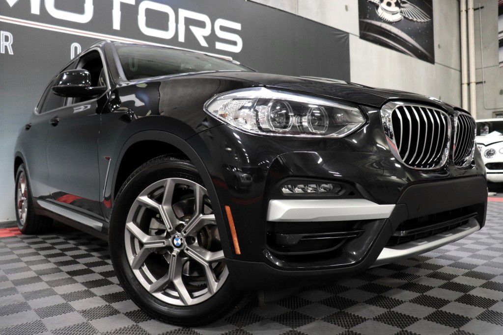 Photo 70 of this BMW X3 XDRIVE30E