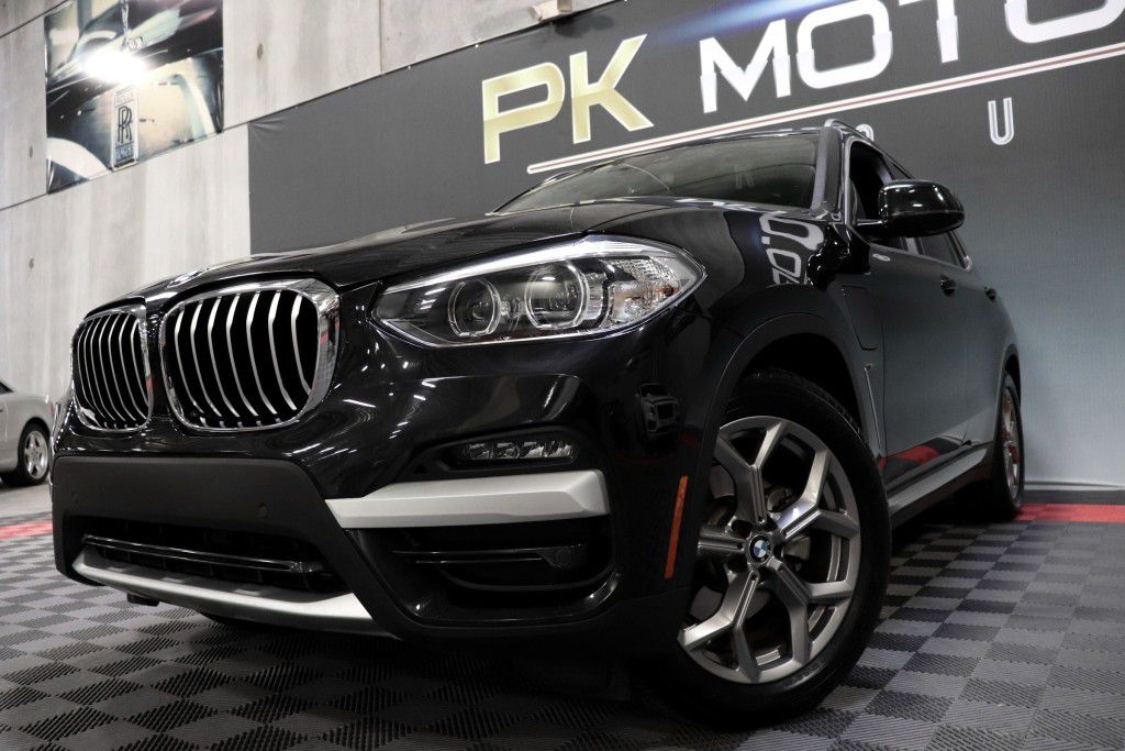 Photo 71 of this BMW X3 XDRIVE30E