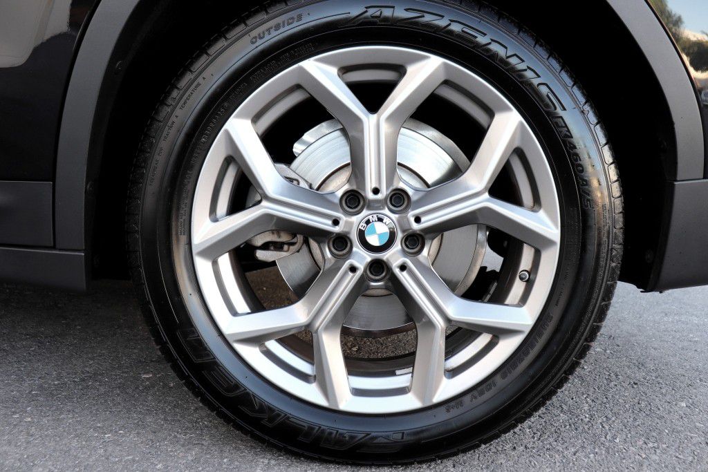 Photo 85 of this BMW X3 XDRIVE30E