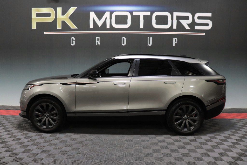 Photo 3 of this LAND ROVER RANGE ROVER VEL