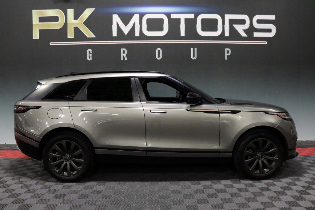Photo 10 of this LAND ROVER RANGE ROVER VEL