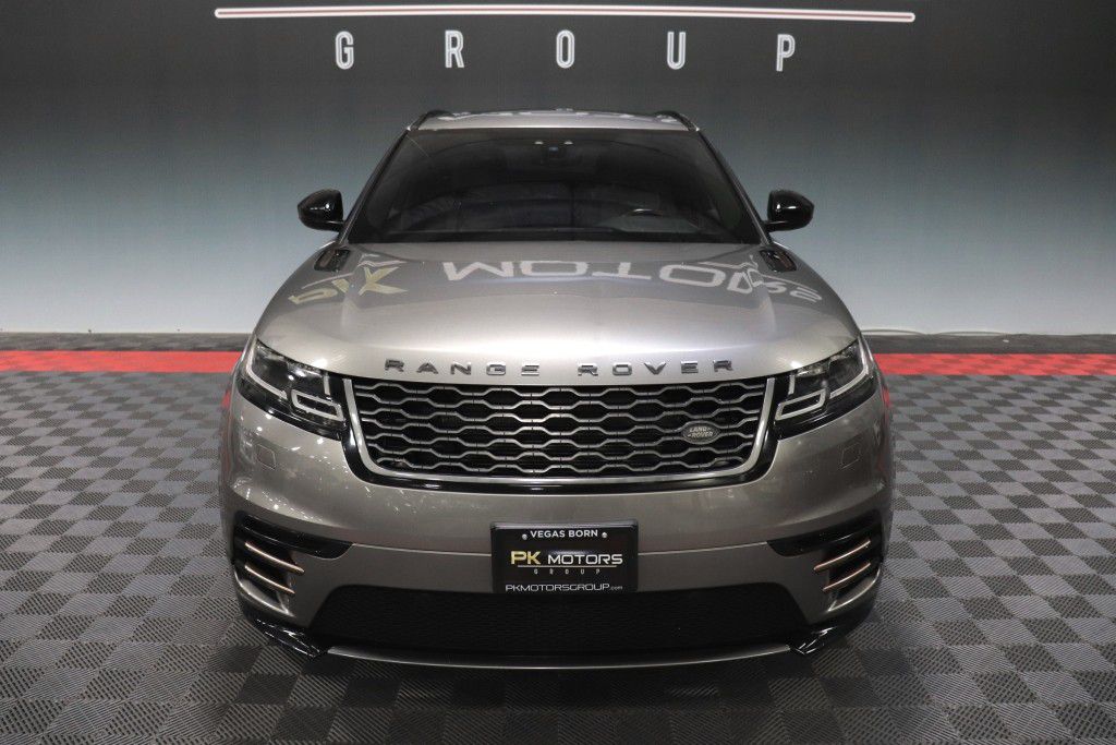 Photo 12 of this LAND ROVER RANGE ROVER VEL