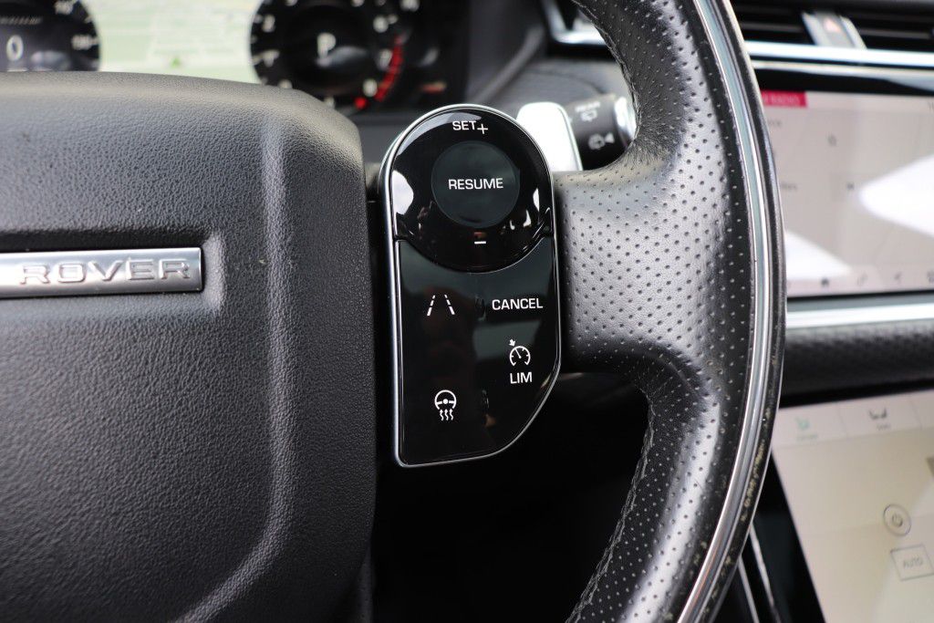 Photo 43 of this LAND ROVER RANGE ROVER VEL