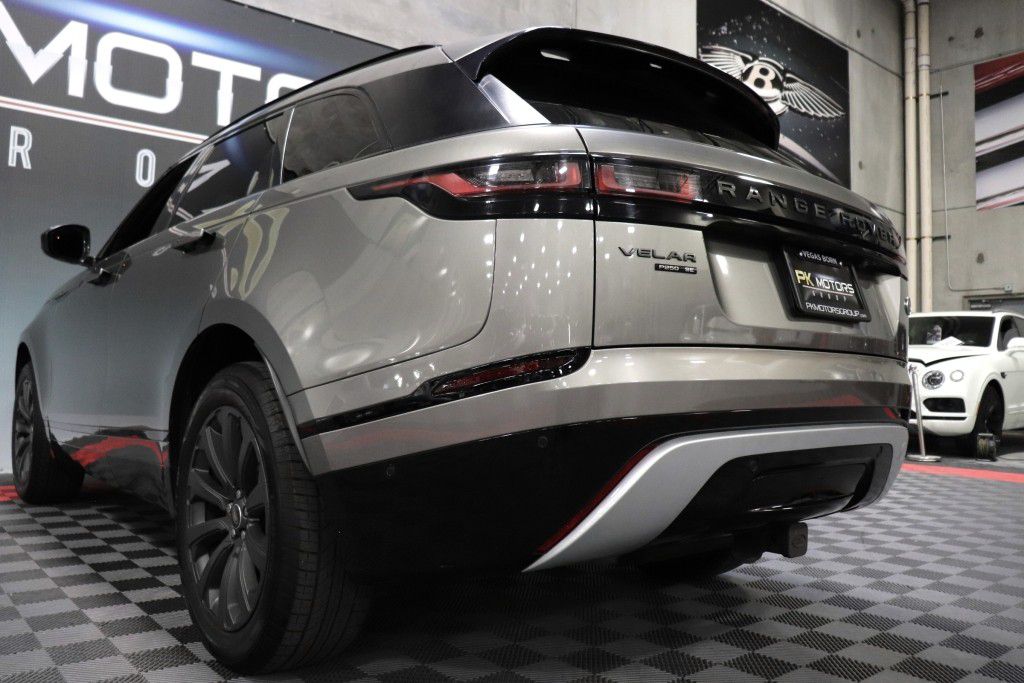 Photo 70 of this LAND ROVER RANGE ROVER VEL
