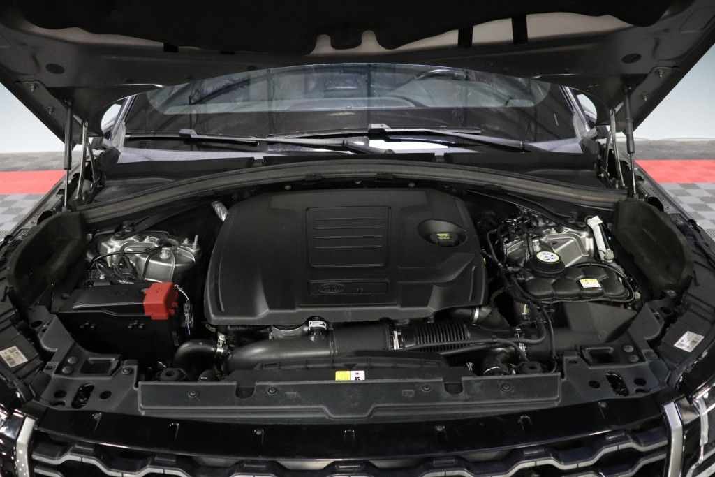 Photo 78 of this LAND ROVER RANGE ROVER VEL
