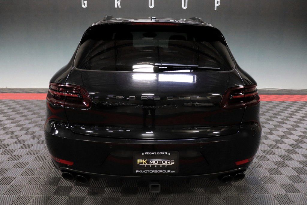 Photo 5 of this PORSCHE MACAN GTS