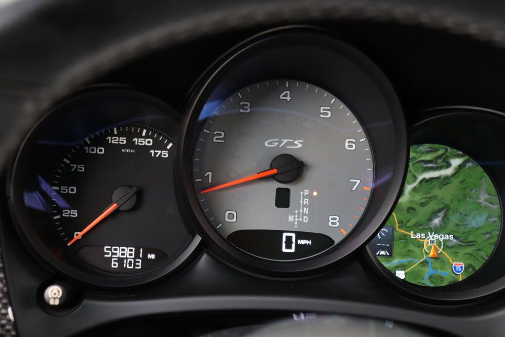 Photo 41 of this PORSCHE MACAN GTS